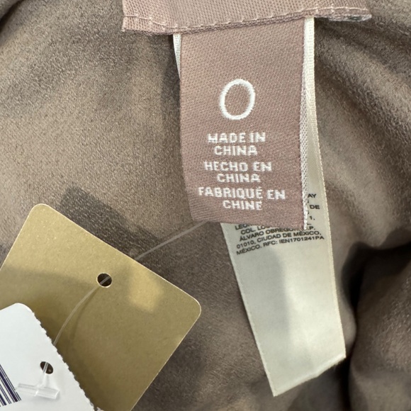 Chico’s Classic Draped Open Front Lightweight Blazer - Picture 3 of 9